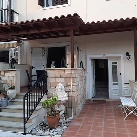Limnaria Deluxe Maisonette Paphos ภายนอก รูปภาพ
